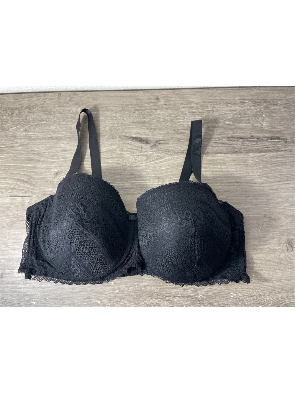 Black Fuchsia Secret Lace Full Figure Underwire Bra 44D Black Padded Scalloped